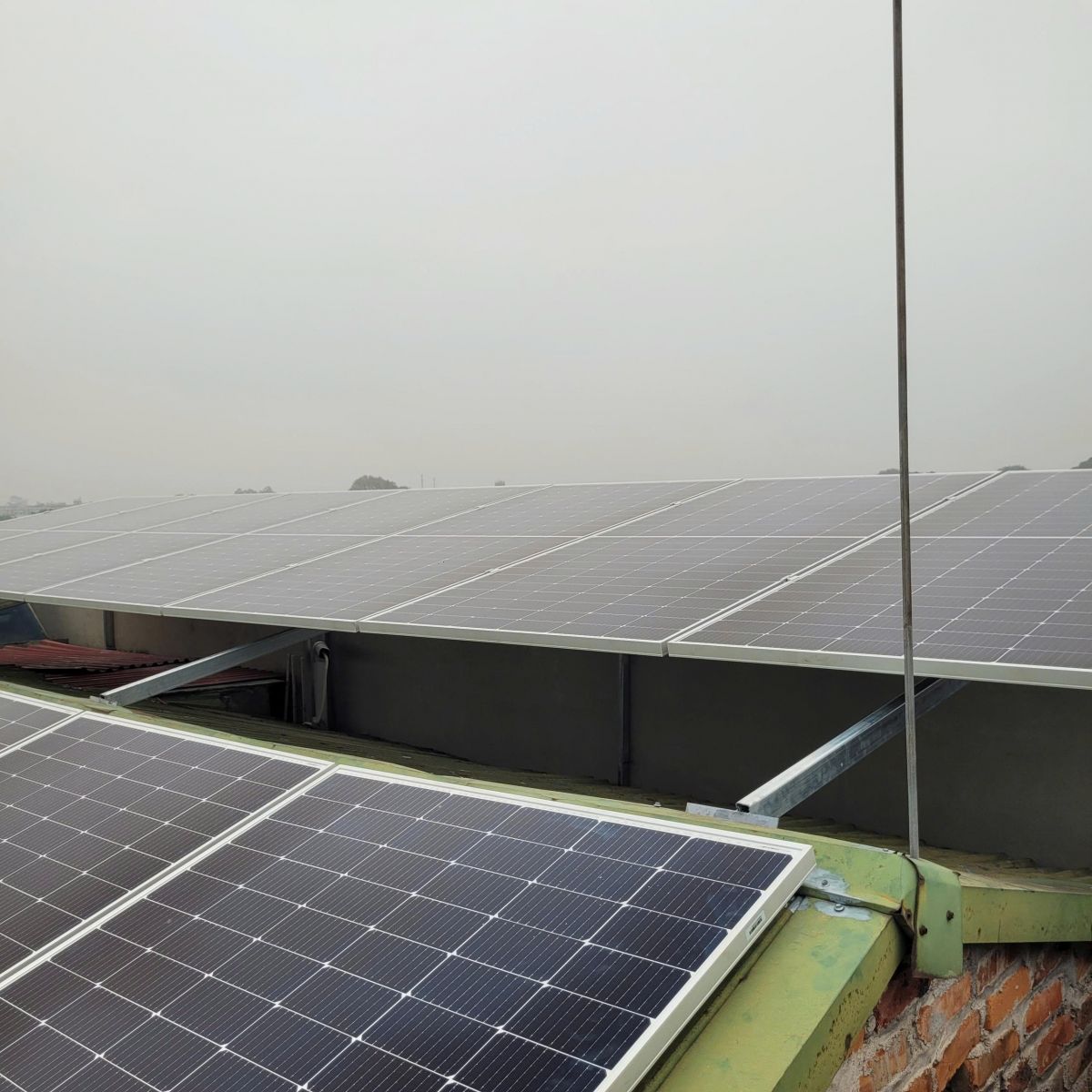 lap-dat-dien-mat-troi-tai-bac-giang-giai-phap-nang-luong-toi-uu